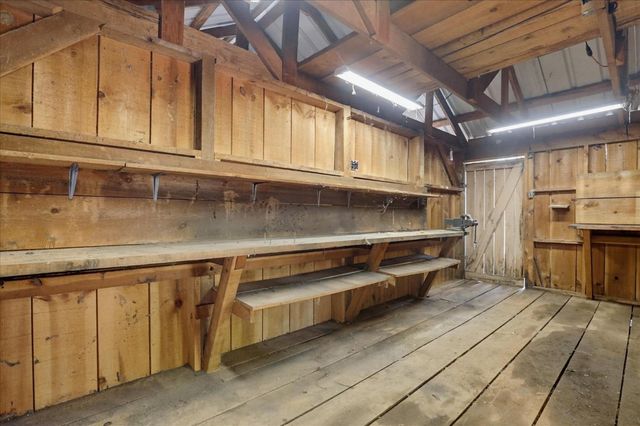 17201 Old Mill Rd, Nevada City, CA 95959