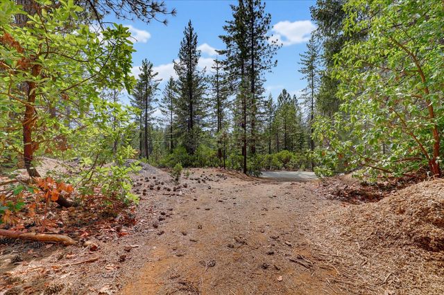 17201 Old Mill Rd, Nevada City, CA 95959