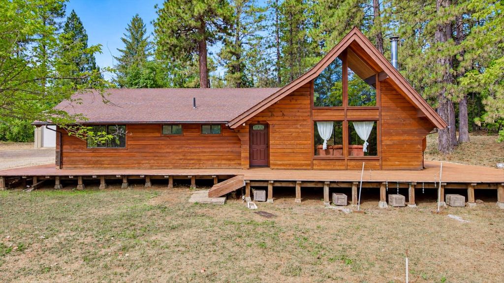 17201 Old Mill Rd, Nevada City, CA 95959