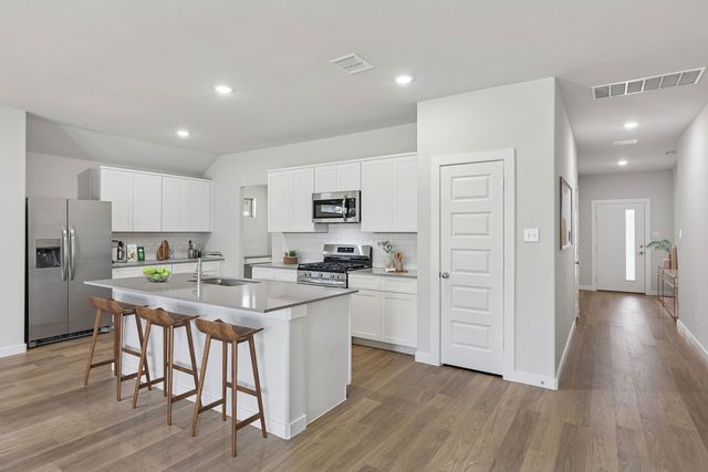 1421 Sugarberry Lane, Alvarado, TX 76009