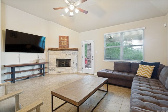 28907 Gooseberry, San Antonio, TX 78260