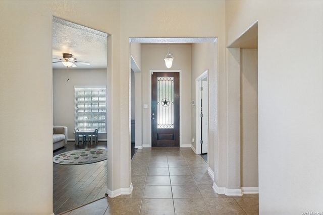 28907 Gooseberry, San Antonio, TX 78260