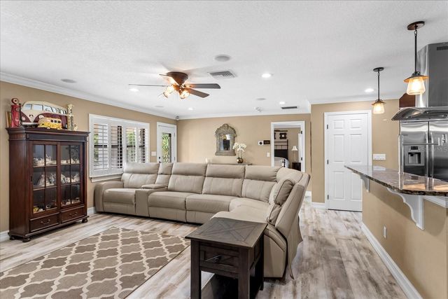 524 EDEN PARK, Altamonte Springs, FL 32714