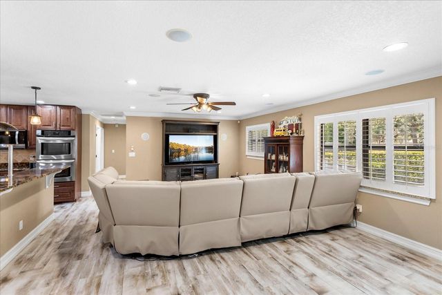 524 EDEN PARK, Altamonte Springs, FL 32714