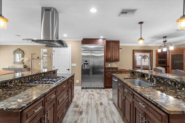 524 EDEN PARK, Altamonte Springs, FL 32714