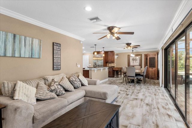 524 EDEN PARK, Altamonte Springs, FL 32714