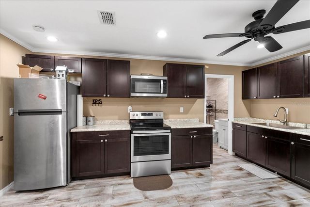 524 EDEN PARK, Altamonte Springs, FL 32714