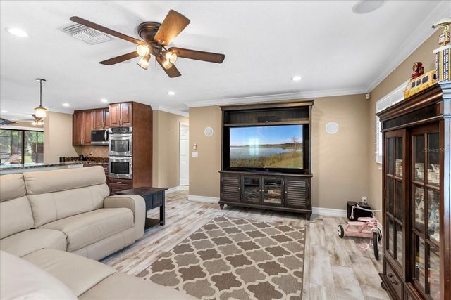 524 EDEN PARK, Altamonte Springs, FL 32714
