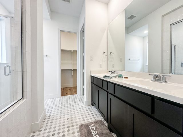 14424 Greymoore Circle, Fort Worth, TX 76008