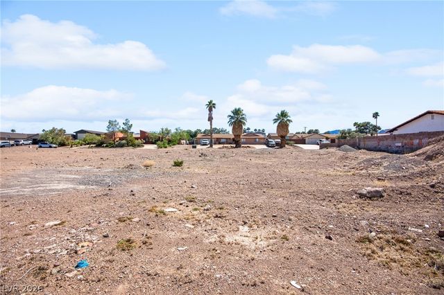320 East Kimberly Drive, Henderson, NV 89015
