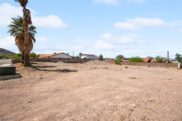320 East Kimberly Drive, Henderson, NV 89015