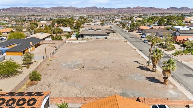320 East Kimberly Drive, Henderson, NV 89015