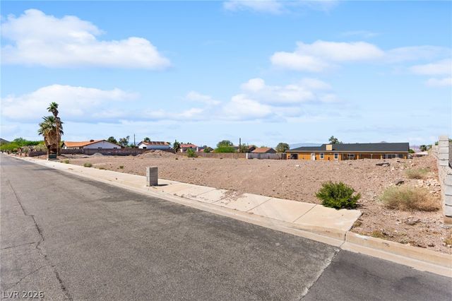 320 East Kimberly Drive, Henderson, NV 89015