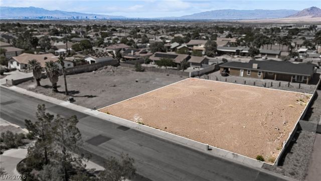 320 East Kimberly Drive, Henderson, NV 89015