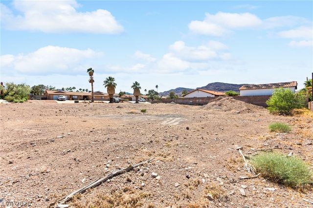 320 East Kimberly Drive, Henderson, NV 89015