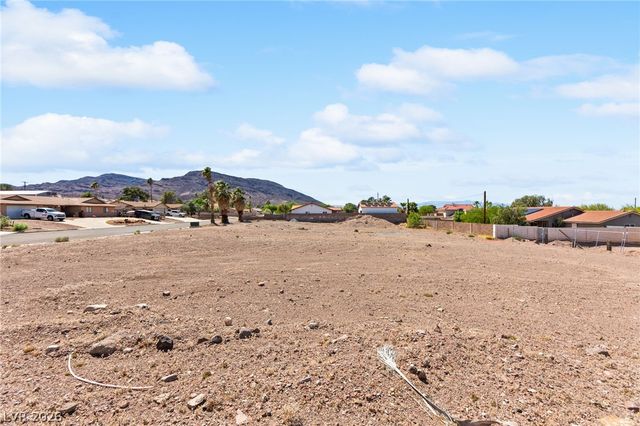 320 East Kimberly Drive, Henderson, NV 89015