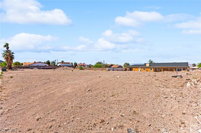 320 East Kimberly Drive, Henderson, NV 89015