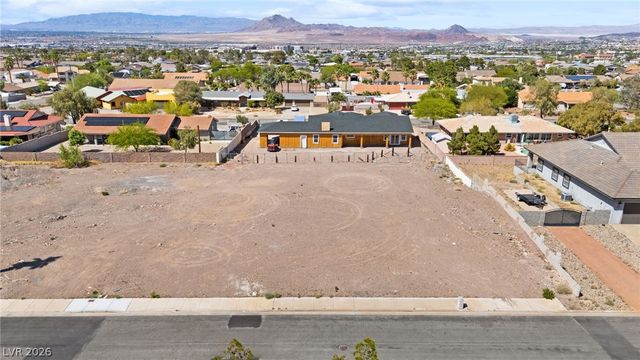 320 East Kimberly Drive, Henderson, NV 89015