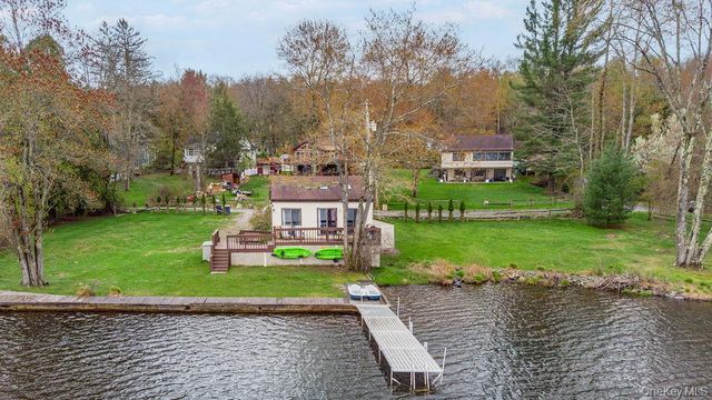 13 Redwood Lane, Swan Lake, NY 12783