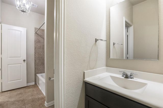 2208 Tranquility LN, Pflugerville, TX 78660