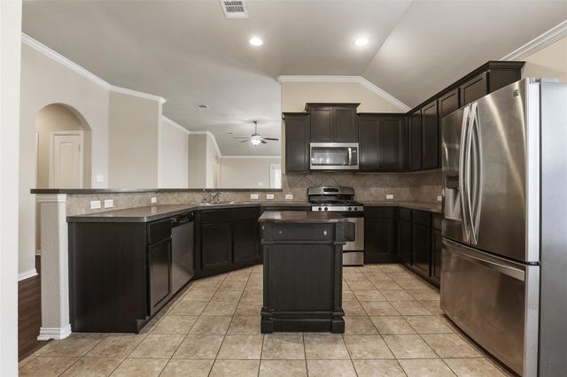 2208 Tranquility LN, Pflugerville, TX 78660