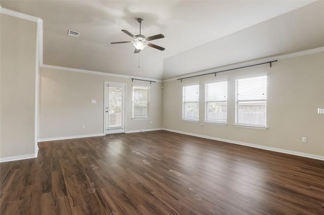 2208 Tranquility LN, Pflugerville, TX 78660