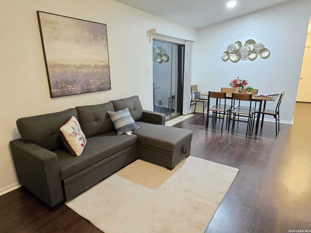 4111 Sunrise Terrace, San Antonio, TX 78244