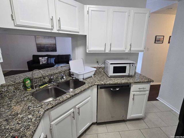 4111 Sunrise Terrace, San Antonio, TX 78244