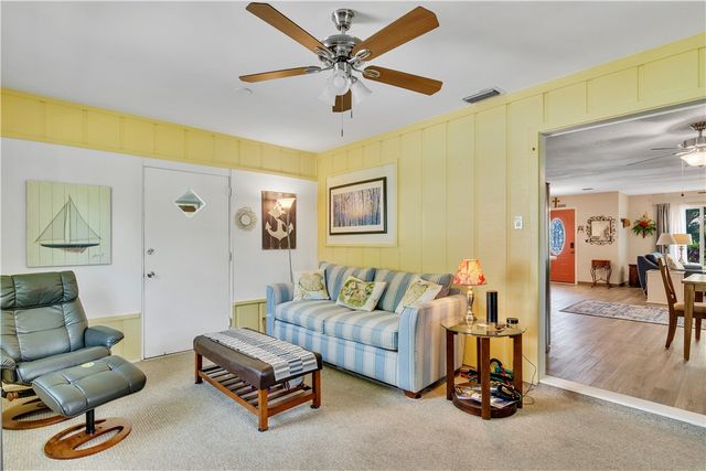 1385 14th Avenue, Vero Beach, FL 32960
