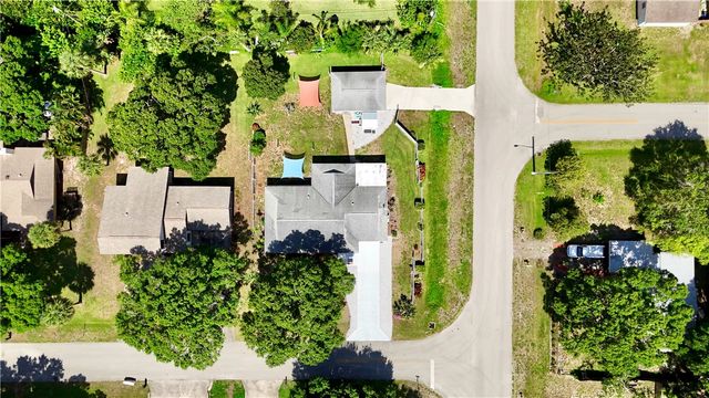 1385 14th Avenue, Vero Beach, FL 32960