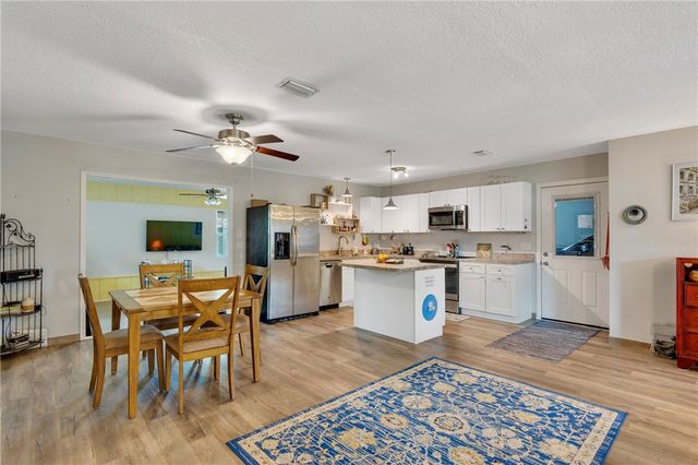1385 14th Avenue, Vero Beach, FL 32960