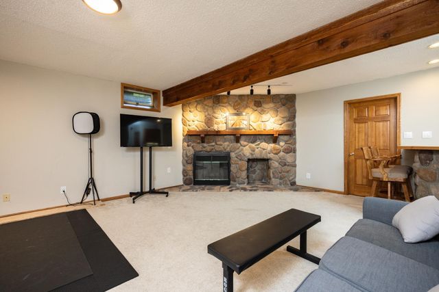 6991 Raven Court, Eden Prairie, MN 55346