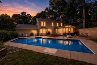 6991 Raven Court, Eden Prairie, MN 55346