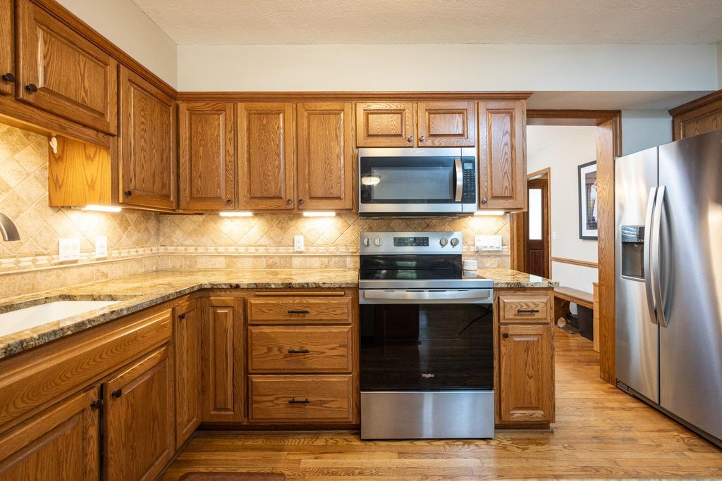 6991 Raven Court, Eden Prairie, MN 55346 — photo 3