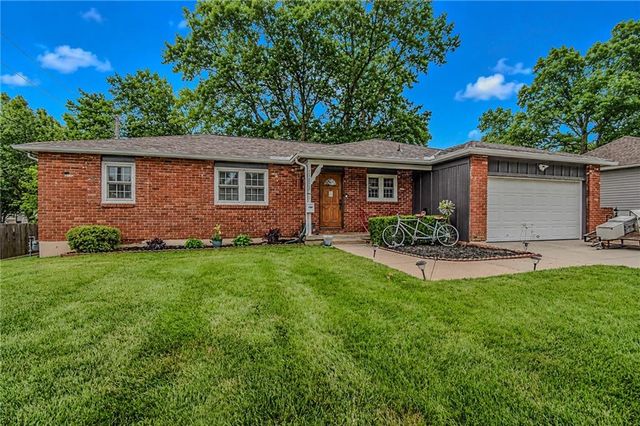 11203 W 71st Street, Shawnee, KS 66203