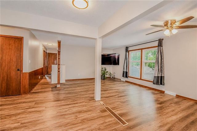 11203 W 71st Street, Shawnee, KS 66203