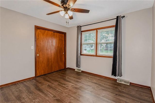 11203 W 71st Street, Shawnee, KS 66203