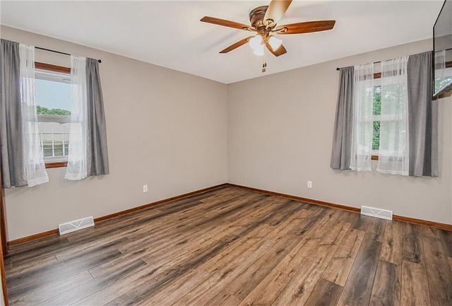 11203 W 71st Street, Shawnee, KS 66203