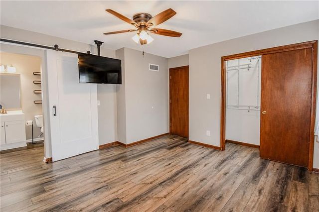 11203 W 71st Street, Shawnee, KS 66203