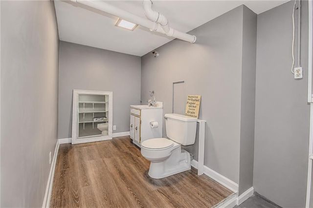 11203 W 71st Street, Shawnee, KS 66203