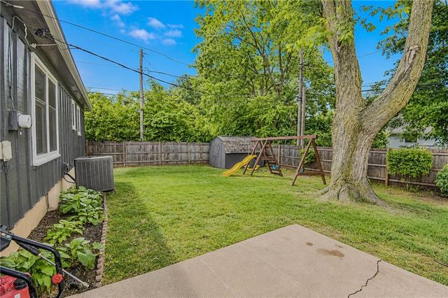11203 W 71st Street, Shawnee, KS 66203
