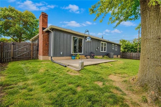 11203 W 71st Street, Shawnee, KS 66203