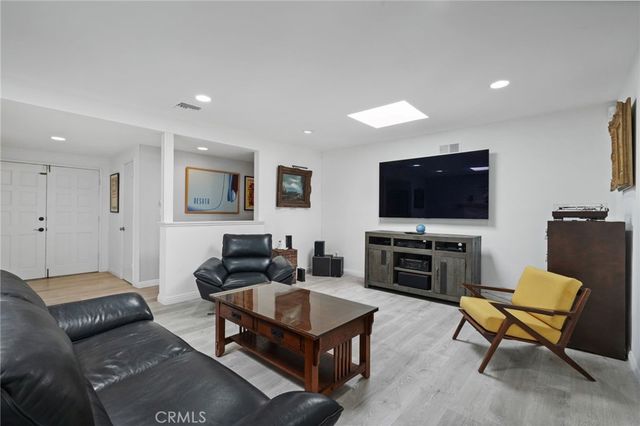8501 Nevada, West Hills, CA 91304