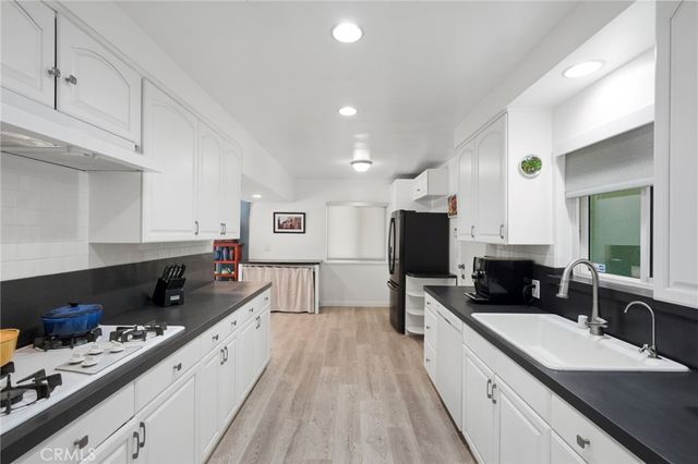 8501 Nevada, West Hills, CA 91304