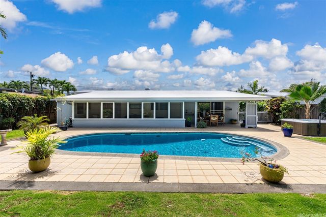 533 Iana Street, Kailua, HI 96734