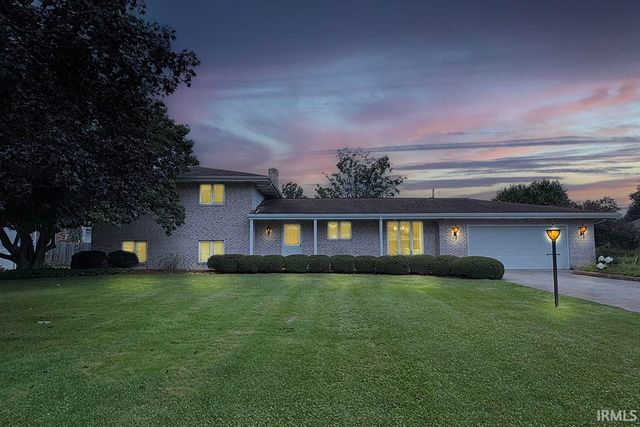 56727 Meadowood Drive, Elkhart, IN 46516