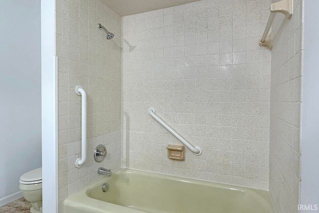 56727 Meadowood Drive, Elkhart, IN 46516