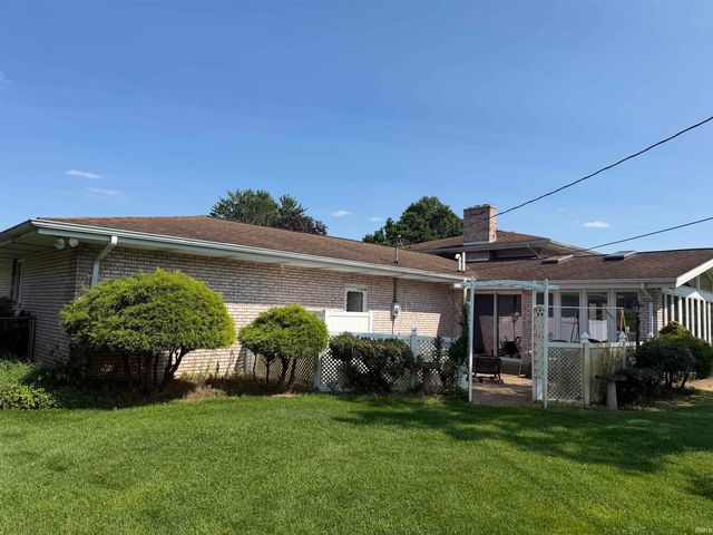 56727 Meadowood Drive, Elkhart, IN 46516