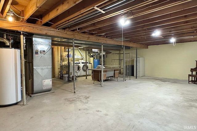 56727 Meadowood Drive, Elkhart, IN 46516
