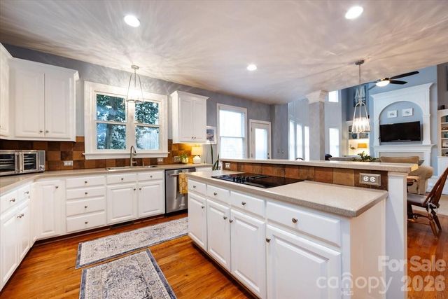 5803 Silver Creek Drive, Waxhaw, NC 28173